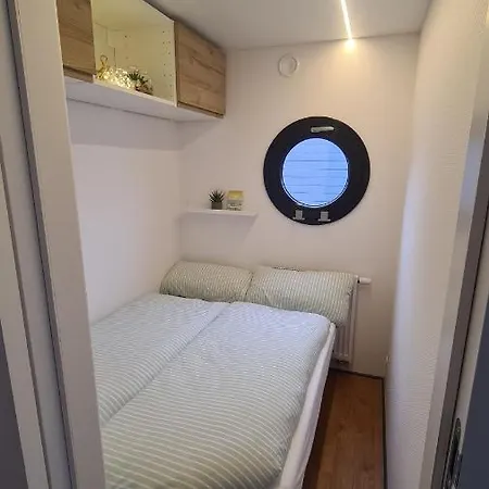 Hausboot La Mare Emma *