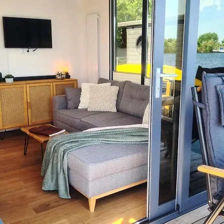 Hausboot La Mare Emma *